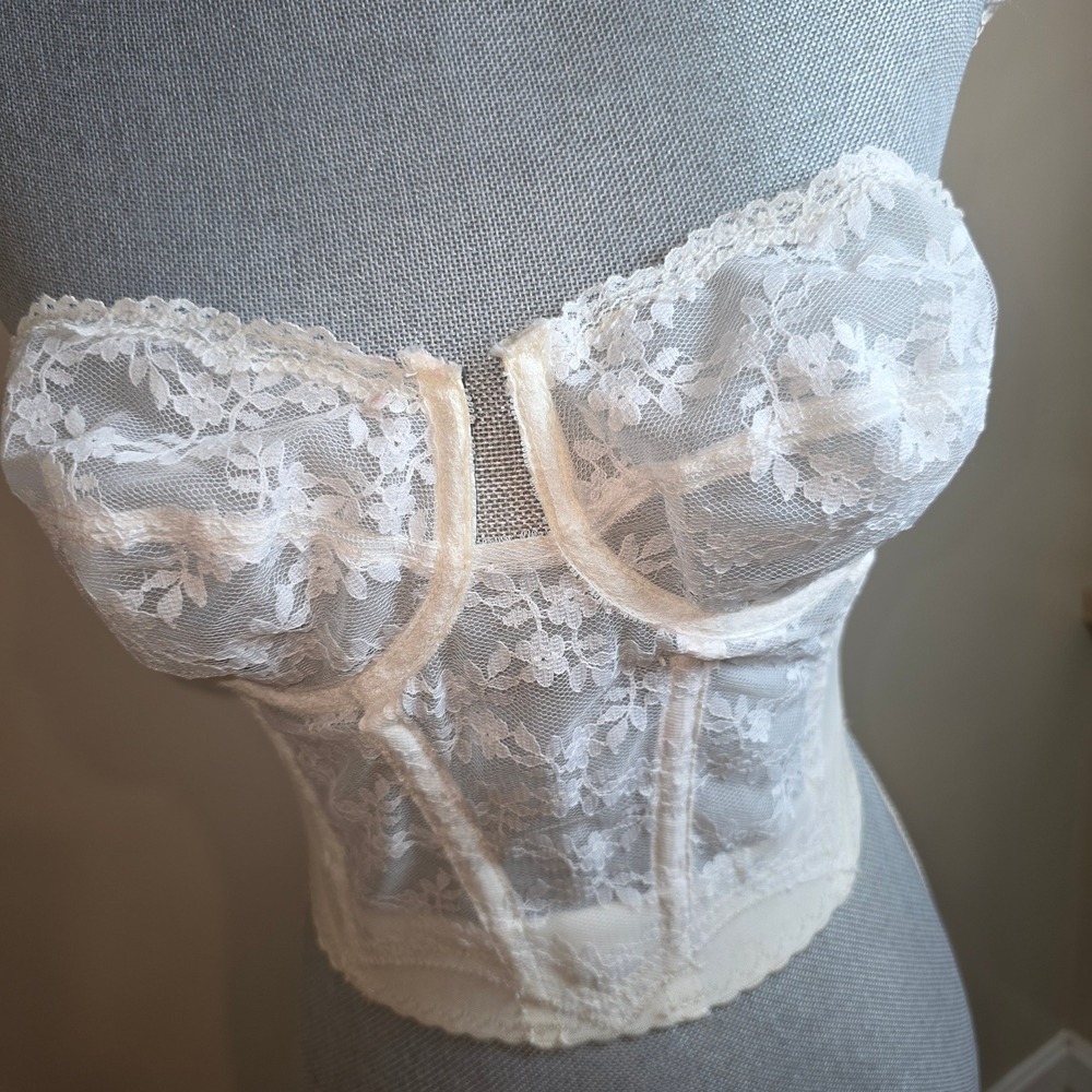Vintage BackLess by Young Smoothie White Lace Longline Bustier Corset Bra 36B